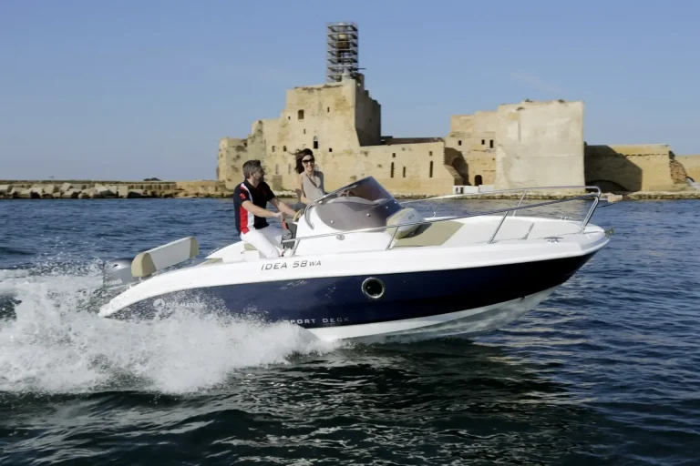 Idea Marine 58 WA in acqua