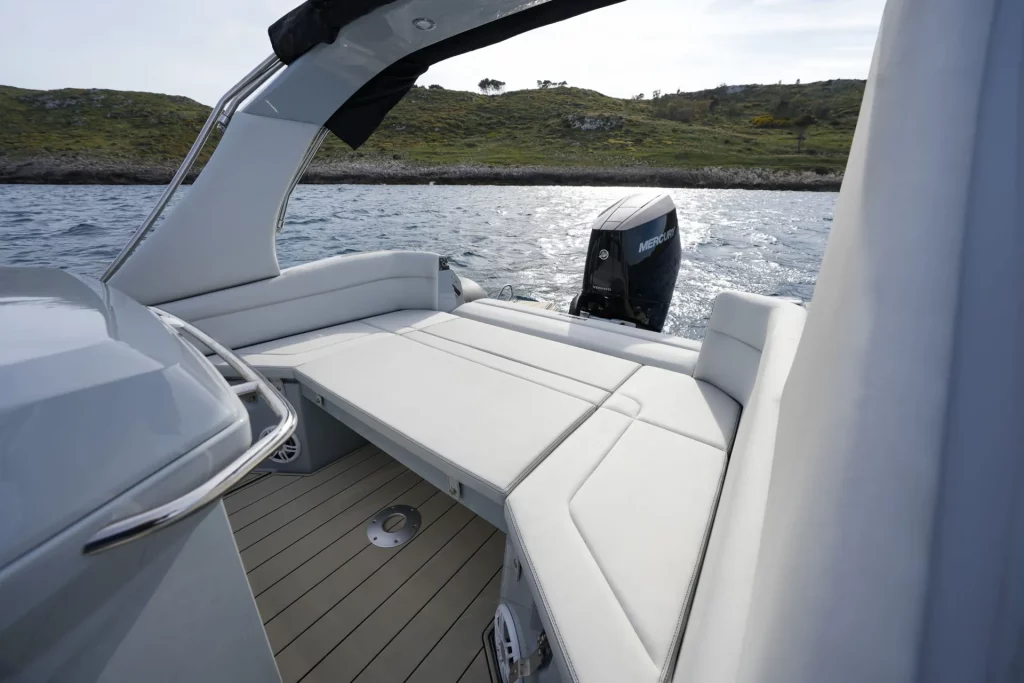 Italboats Stingher 28 GT prendisole