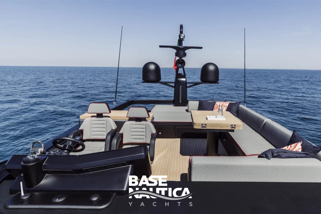 Cranchi Sessantasette 67 Corsa Flybridge