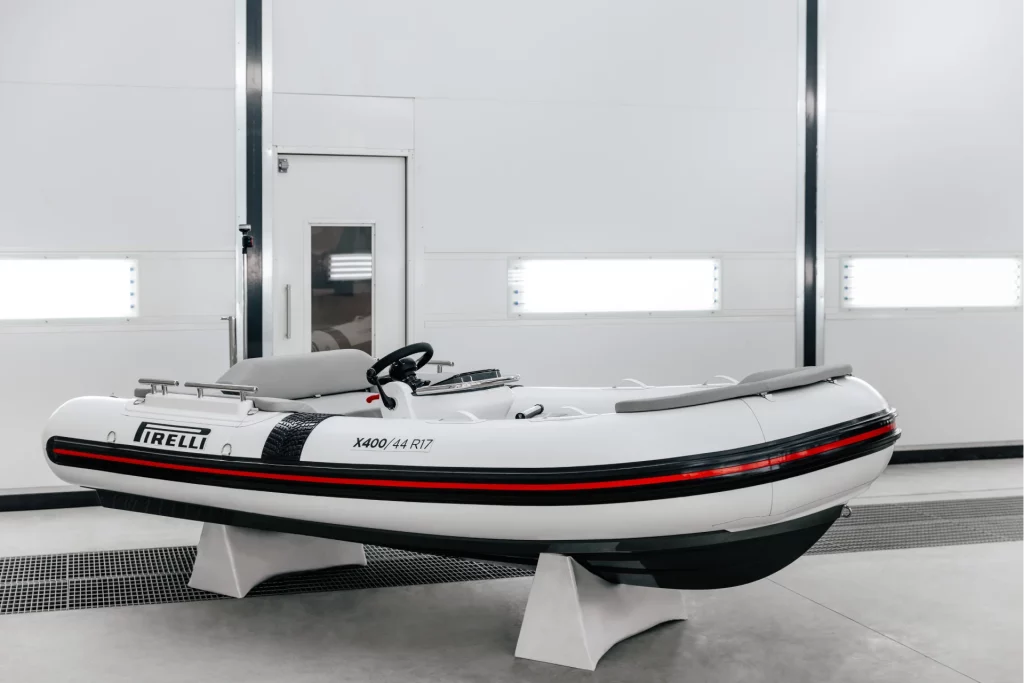 Pirelli Tender X400 vista laterale