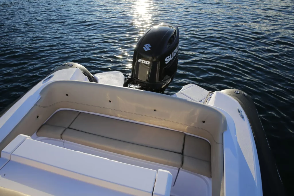 Italboats Stingher 22 GT divano