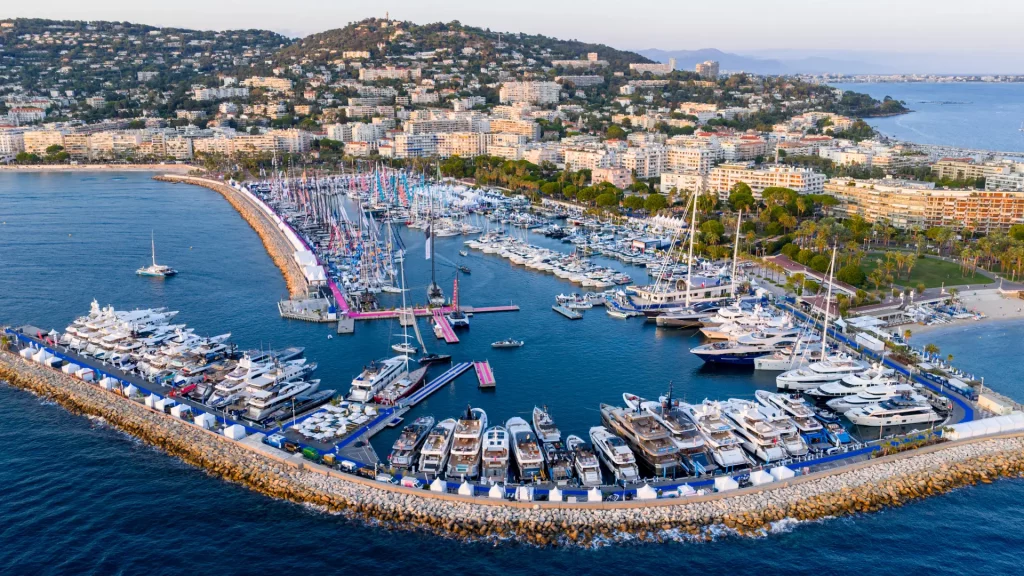 Base Nautica Yachts Cannes Yachting Festival 2026
